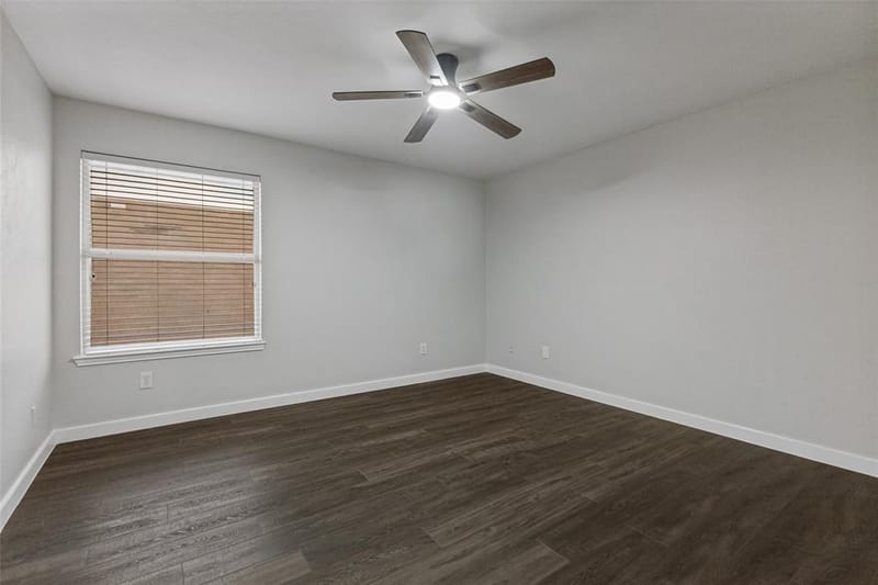 4215 Maidstone Drive, Garland TX 75043 - Photo 34