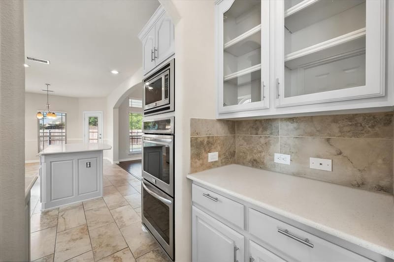 709 Netherfield Parkway, Mansfield TX 76063 - Photo 10