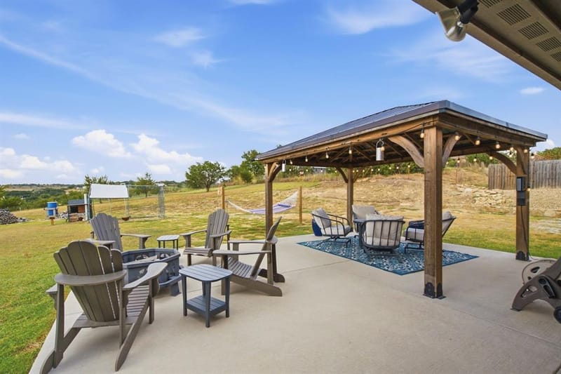 210 Timber Valley Court, Weatherford TX 76085 - Photo 10