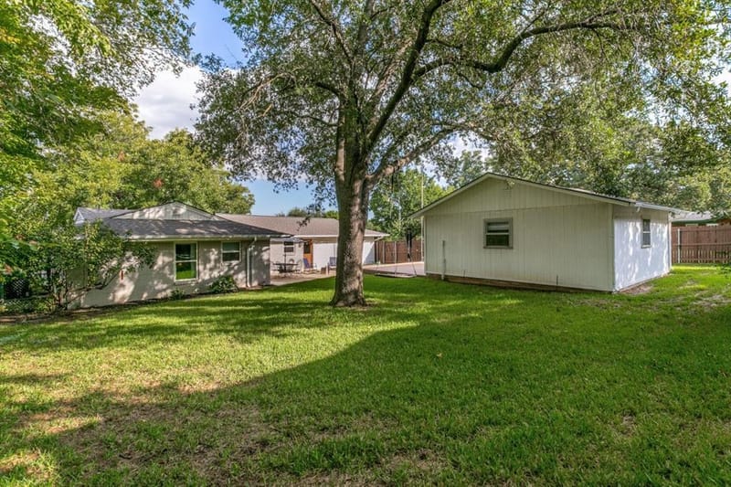721 Hurstview Drive, Hurst TX 76053 - Photo 27