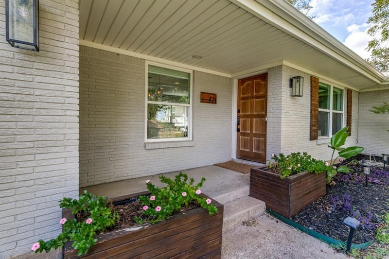 721 Hurstview Drive, Hurst TX 76053 - Photo 2