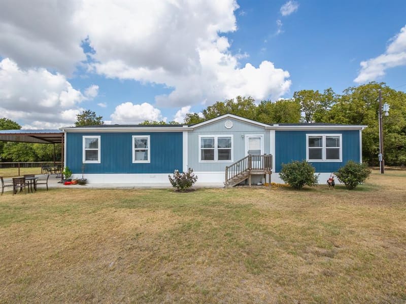 663 Private Road 1098, Stephenville TX 76401