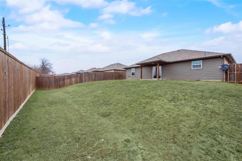 3318 Brookstone Drive, Sherman TX 75092 - Photo 16