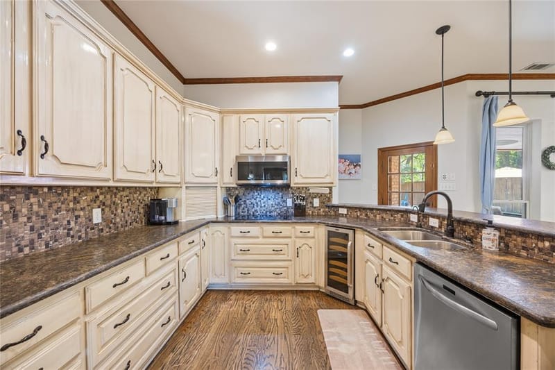 305 Brock Street, Coppell TX 75019 - Photo 14