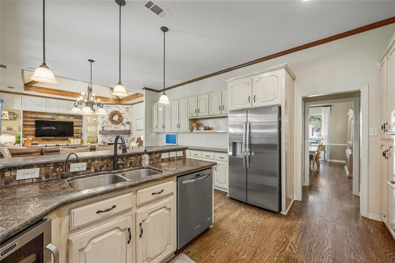305 Brock Street, Coppell TX 75019 - Photo 15