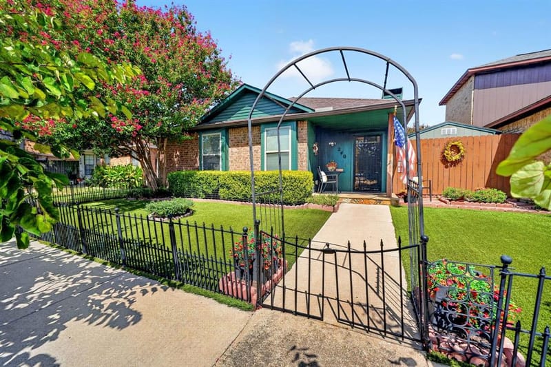 240 Dewey Court, Irving TX 75060 - Photo 2