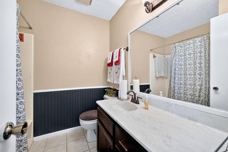 240 Dewey Court, Irving TX 75060 - Photo 16