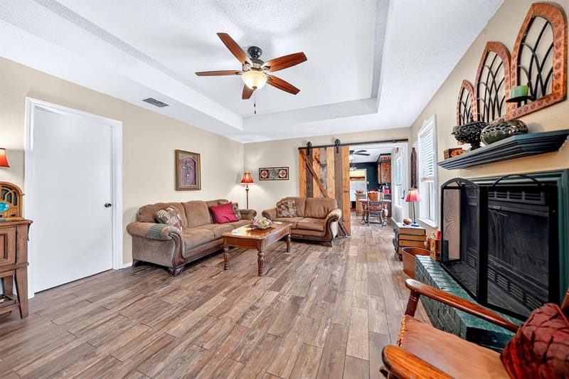 240 Dewey Court, Irving TX 75060 - Photo 7