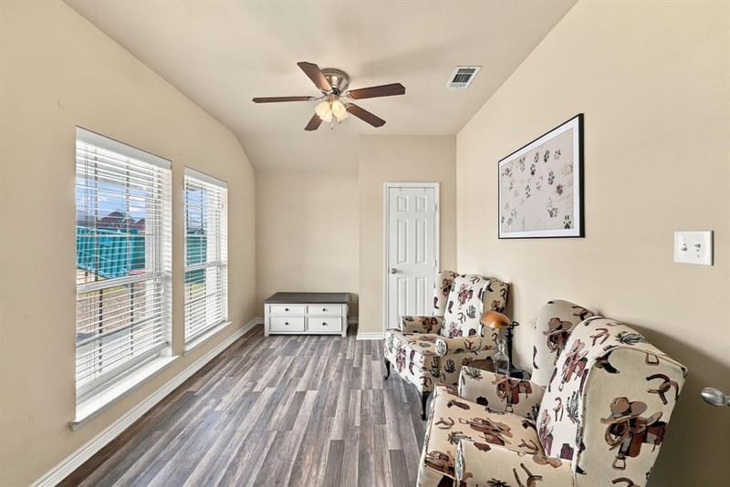 9208 Arlene Drive, White Settlement TX 76108 - Photo 6