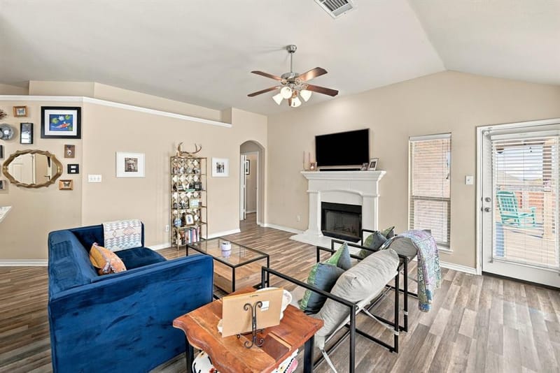 9208 Arlene Drive, White Settlement TX 76108 - Photo 10