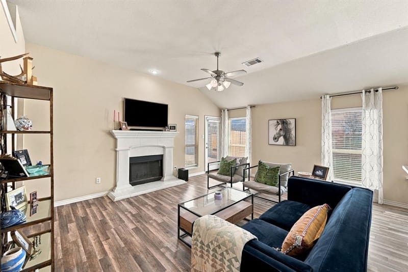 9208 Arlene Drive, White Settlement TX 76108 - Photo 8