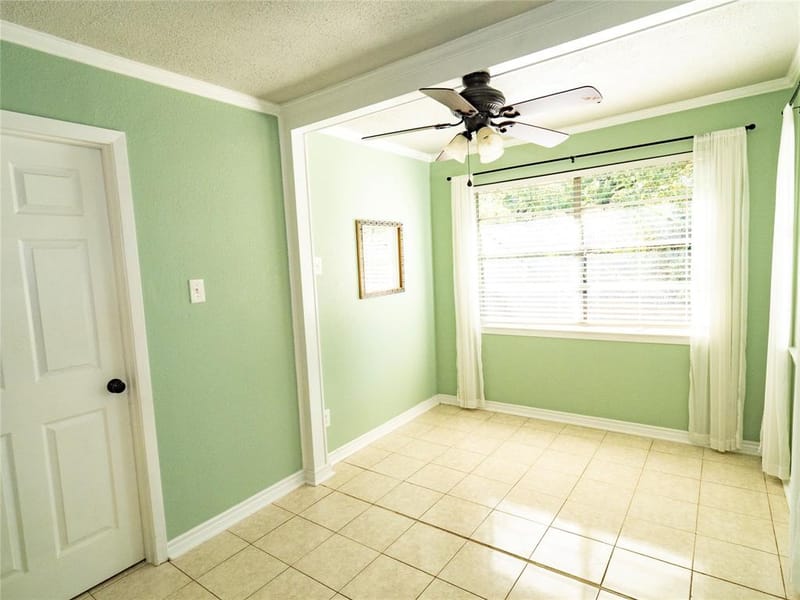 900 N Bowen Road, Arlington TX 76012 - Photo 7