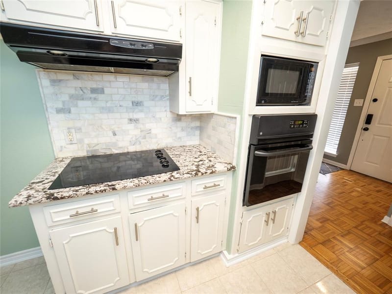 900 N Bowen Road, Arlington TX 76012 - Photo 11
