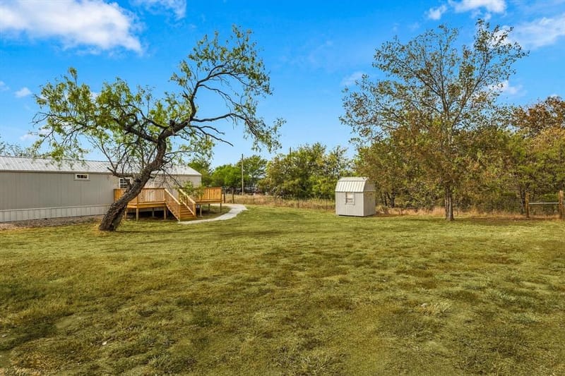 219 Cumberland Trail, Bridgeport TX 76458 - Photo 9