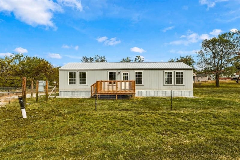 219 Cumberland Trail, Bridgeport TX 76458 - Photo 10