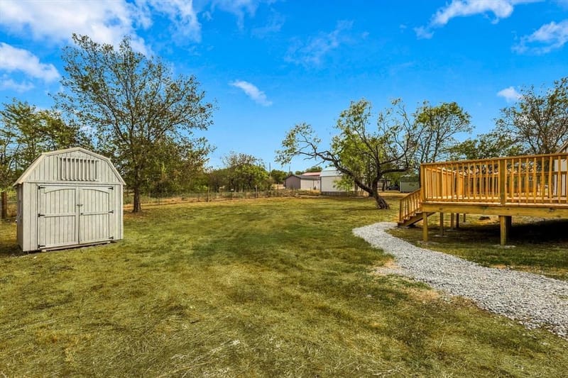 219 Cumberland Trail, Bridgeport TX 76458 - Photo 37