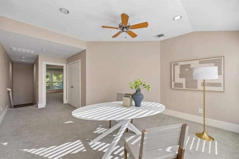 2606 Shelby Avenue # 102, Dallas TX 75219 - Photo 22