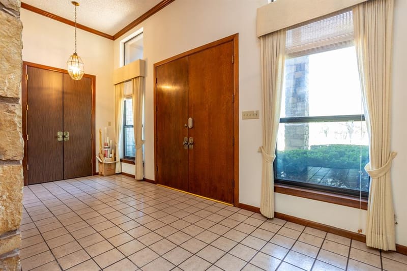 2300 W MAIN Street, Lancaster TX 75146 - Photo 12