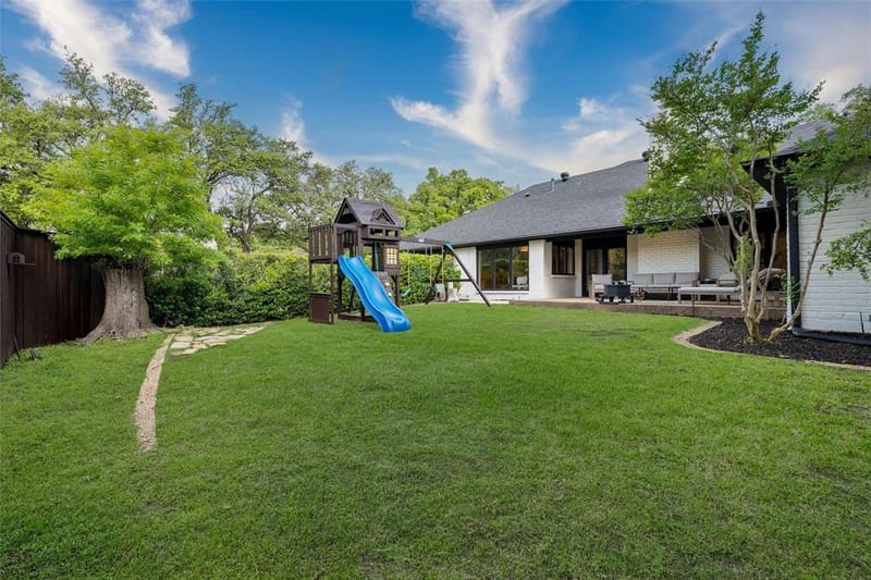 7108 Hunters Ridge Drive, Dallas TX 75248 - Photo 38