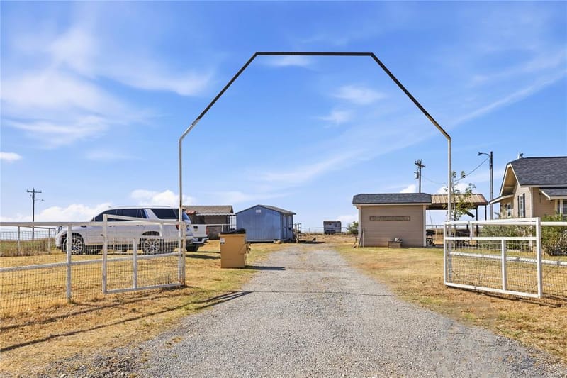 6723 CR 403, Stephenville TX 76401 - Photo 23
