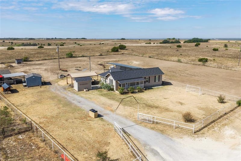 6723 CR 403, Stephenville TX 76401 - Photo 20