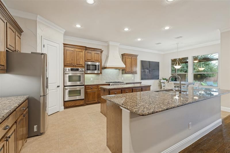 7501 Thistledown Drive, McKinney TX 75071 - Photo 10