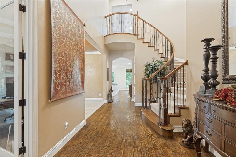 7501 Thistledown Drive, McKinney TX 75071 - Photo 4