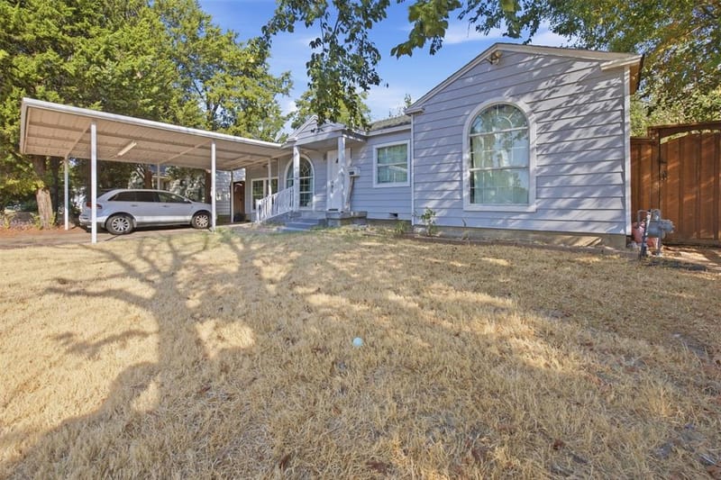 1801 Garden Oaks Drive, Irving TX 75061 - Photo 2