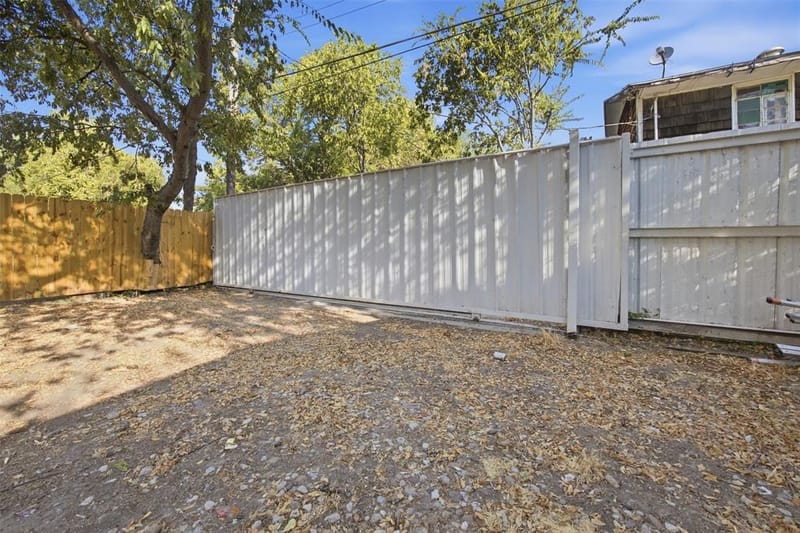 1801 Garden Oaks Drive, Irving TX 75061 - Photo 26