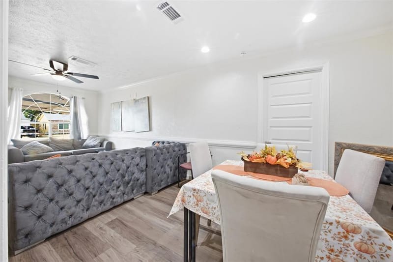 1801 Garden Oaks Drive, Irving TX 75061 - Photo 7