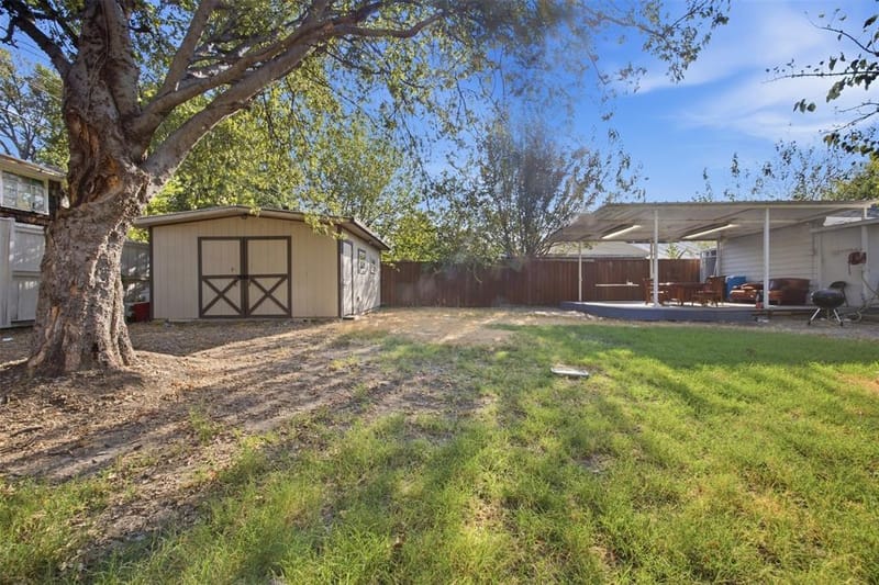 1801 Garden Oaks Drive, Irving TX 75061 - Photo 24