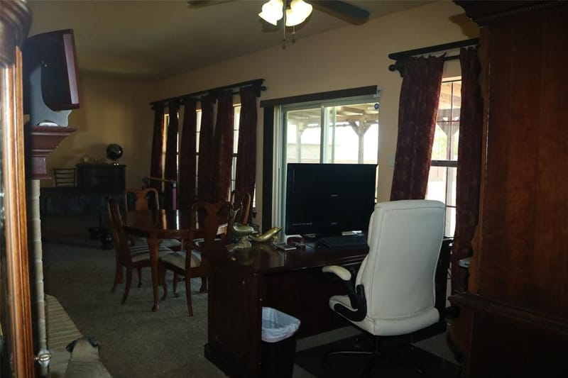 1055 Chartres, Oak Ridge TX 75142 - Photo 23