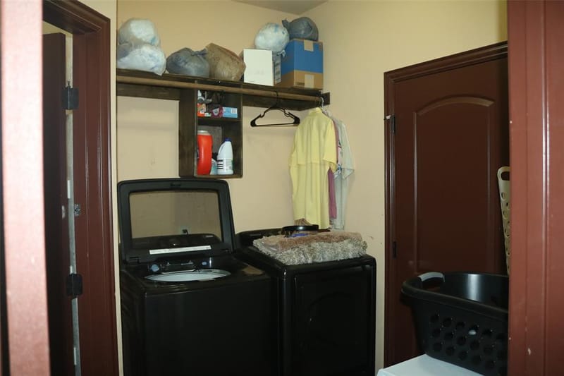 1055 Chartres, Oak Ridge TX 75142 - Photo 37