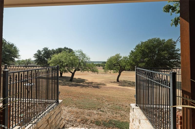 115 Lakeview Drive, Runaway Bay TX 76426 - Photo 33