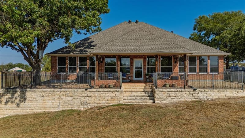 115 Lakeview Drive, Runaway Bay TX 76426 - Photo 35