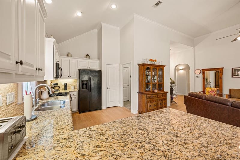 529 Branding Iron Trail, Fort Worth TX 76131 - Photo 16