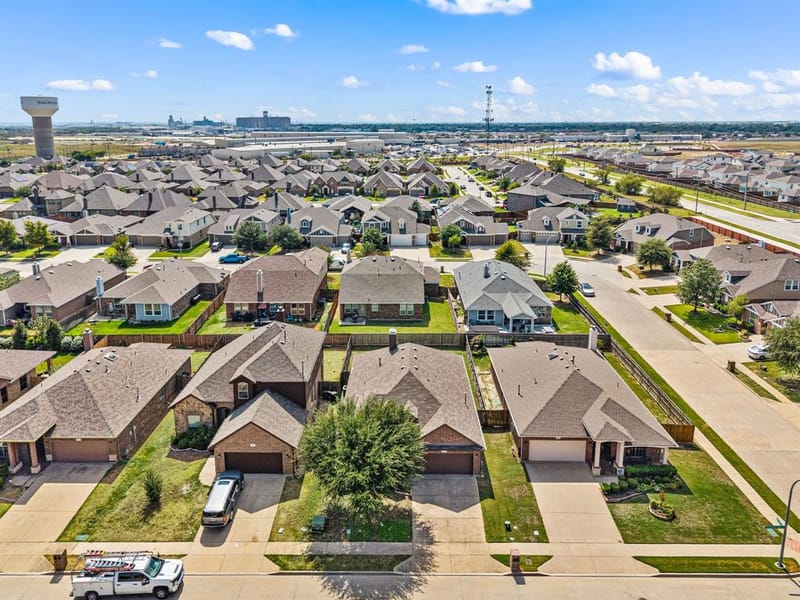 529 Branding Iron Trail, Fort Worth TX 76131 - Photo 36