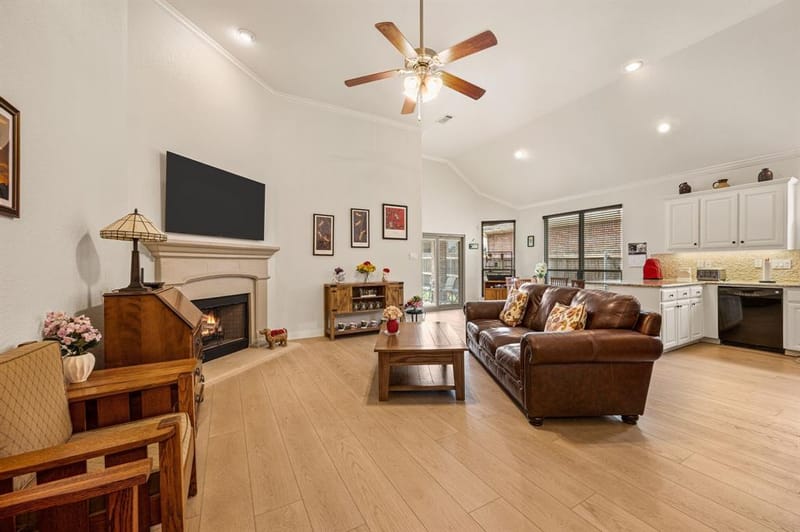 529 Branding Iron Trail, Fort Worth TX 76131 - Photo 10