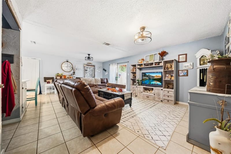 603 S Brazos Street, Whitney TX 76692 - Photo 6
