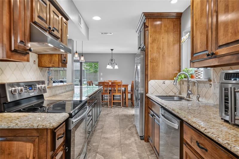 222 Inverness Drive, Trophy Club TX 76262 - Photo 19