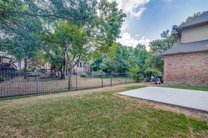 2907 Bluffview Drive, Garland TX 75043 - Photo 23
