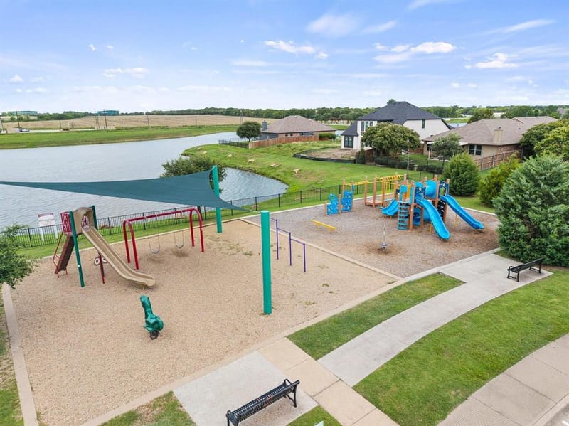 1225 Honeywood Lane, Royse City TX 75189 - Photo 32