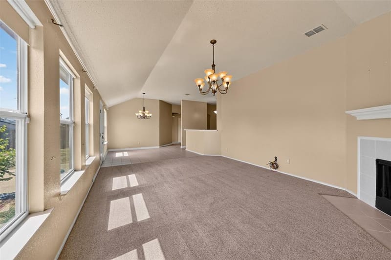 501 Roundrock Lane, Fort Worth TX 76140 - Photo 14