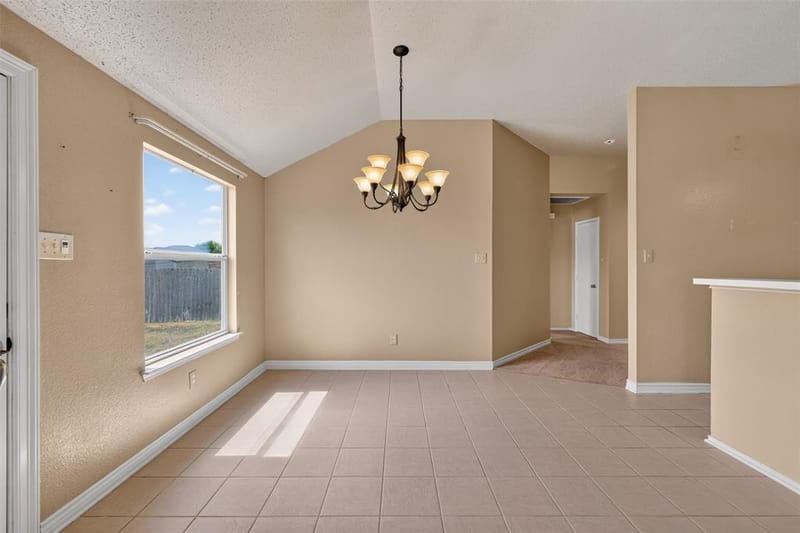 501 Roundrock Lane, Fort Worth TX 76140 - Photo 15