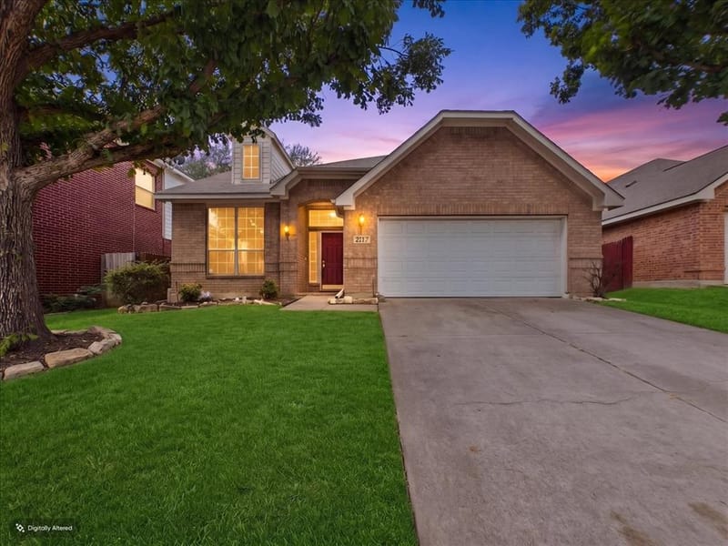 2117 Clubside Drive, Corinth TX 76210