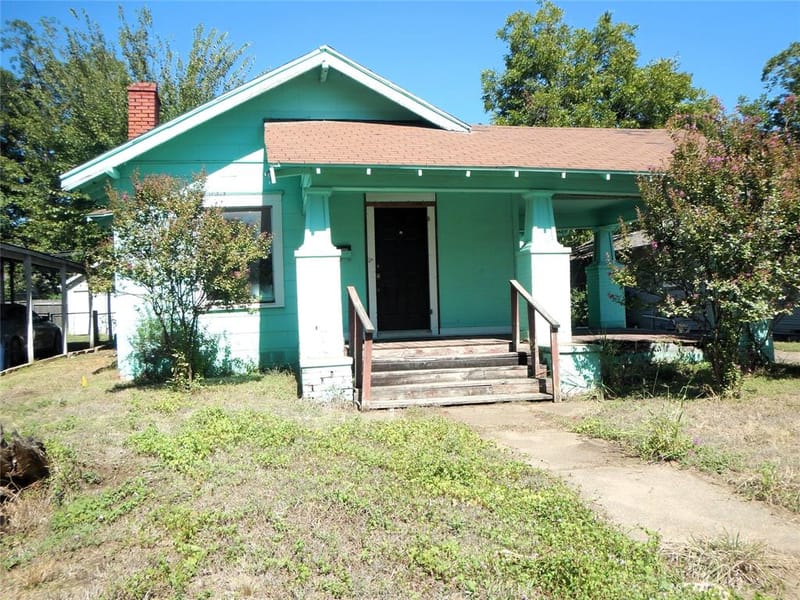 707 W Brooklyn Avenue, Dallas TX 75208
