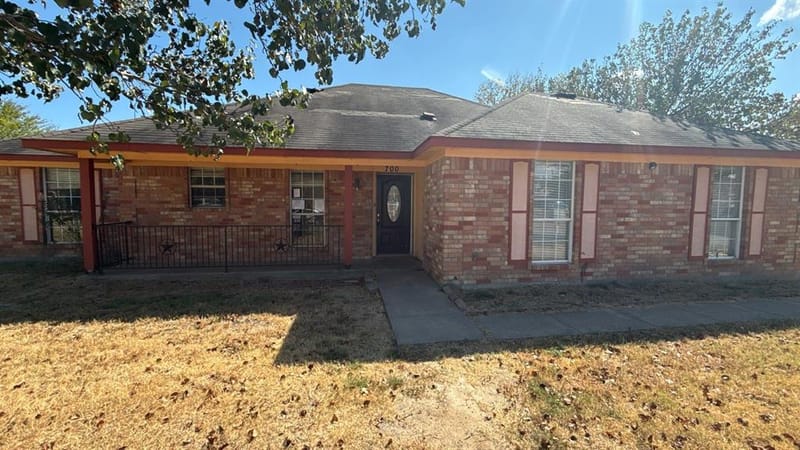 700 Becky Lane, Kaufman TX 75142