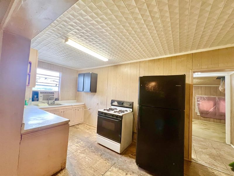 211 Lucas Drive, Early TX 76802 - Photo 8