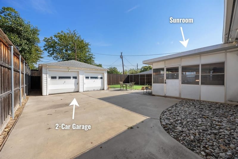 3727 Hawick Lane, Dallas TX 75220 - Photo 18