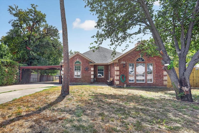 5413 Cornell Avenue, River Oaks TX 76114 - Photo 2